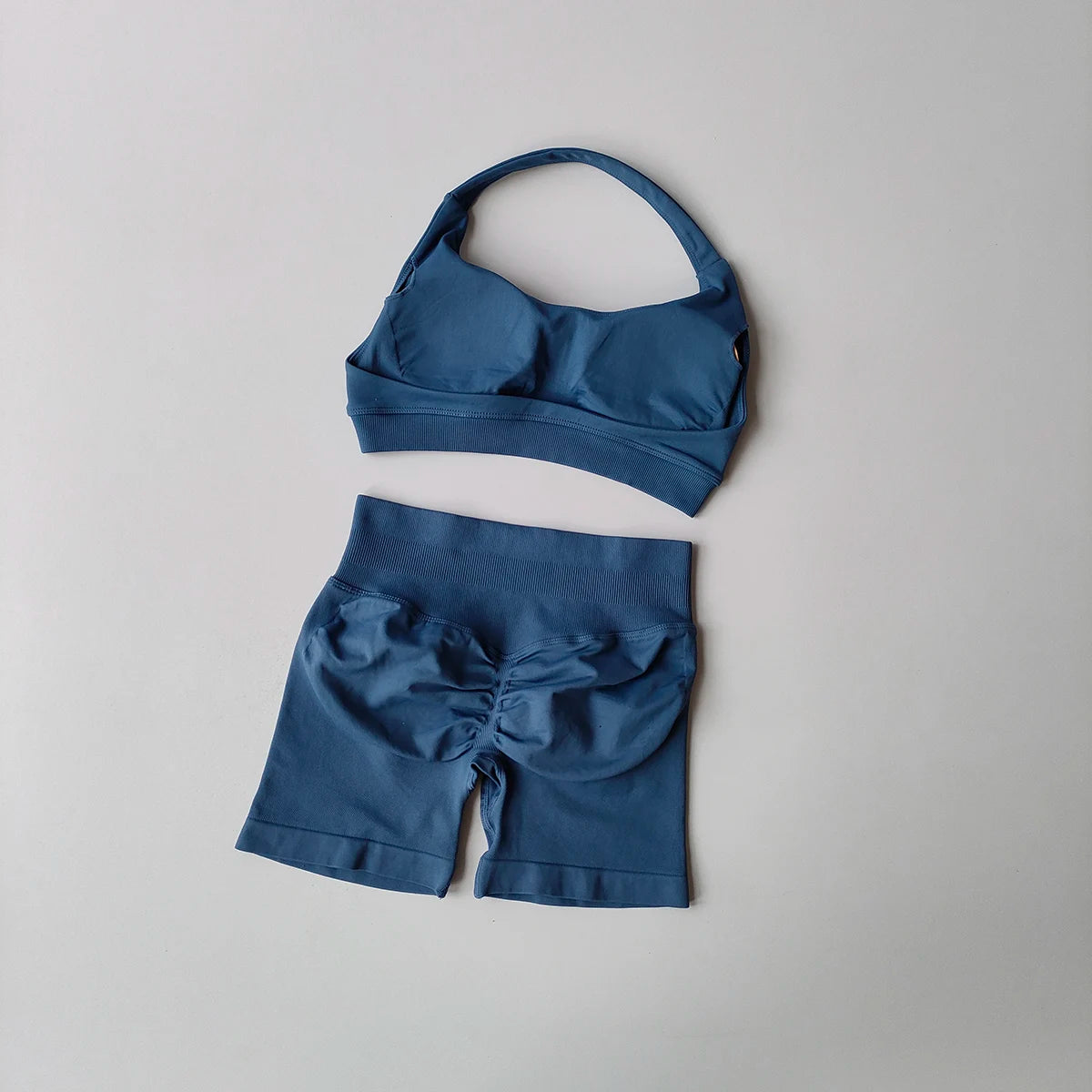 Women’s 2-Piece Yoga Set – Halter Sports Bra & Matching Shorts