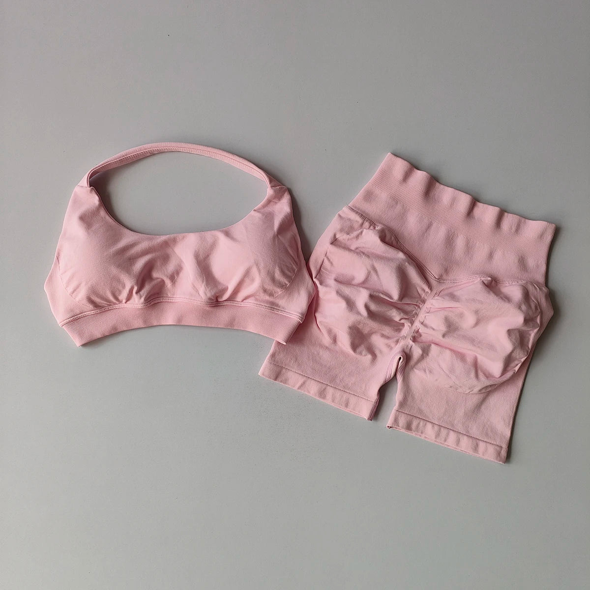 Women’s 2-Piece Yoga Set – Halter Sports Bra & Matching Shorts