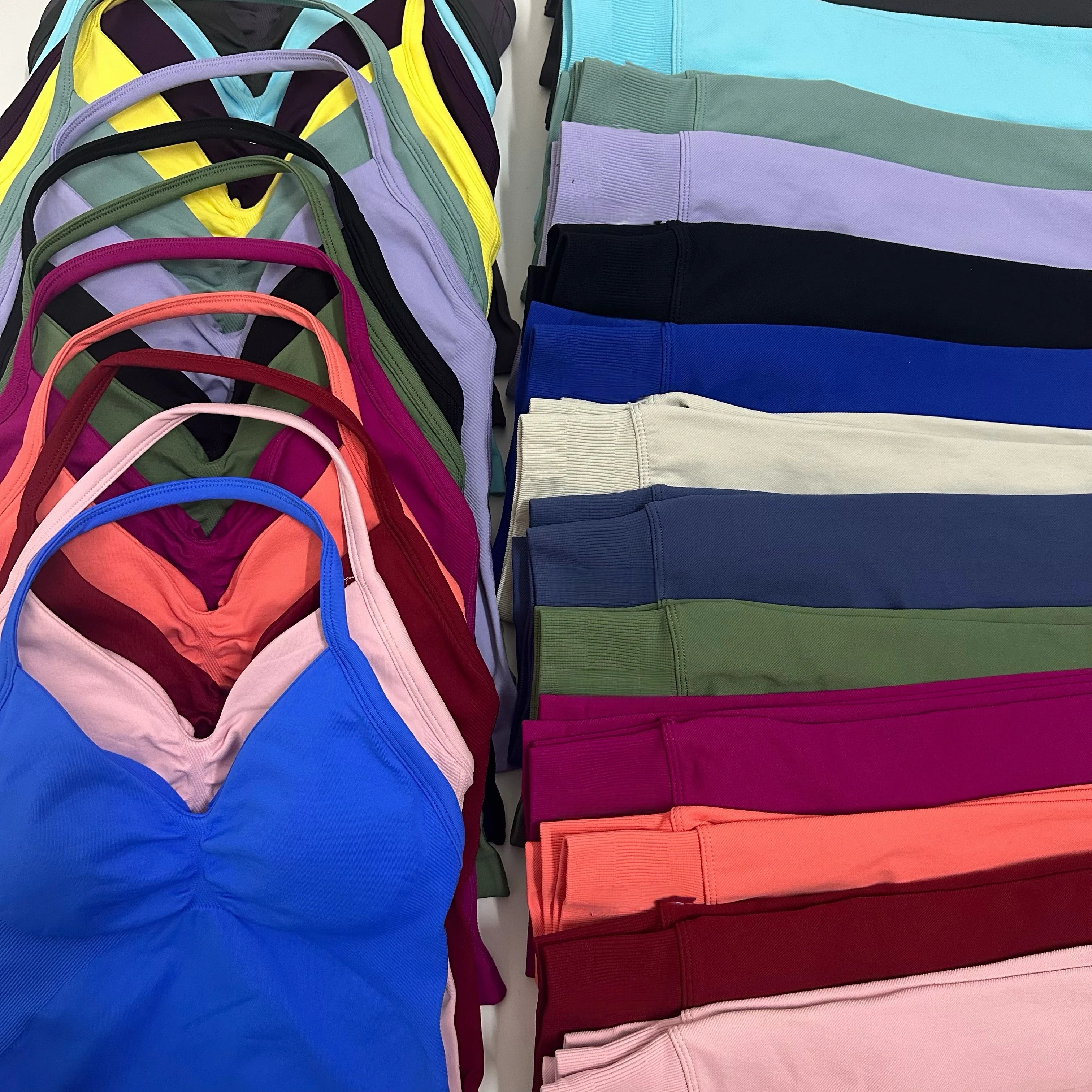 Women’s 2-Piece Yoga Set – High-Waist Leggings & Backless Tank Top