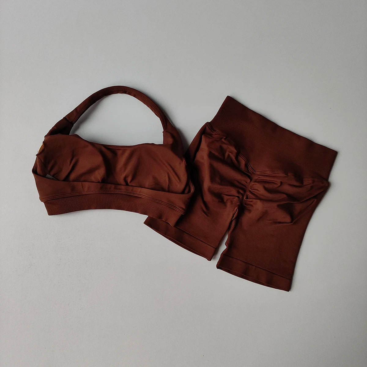 Women’s 2-Piece Yoga Set – Halter Sports Bra & Matching Shorts