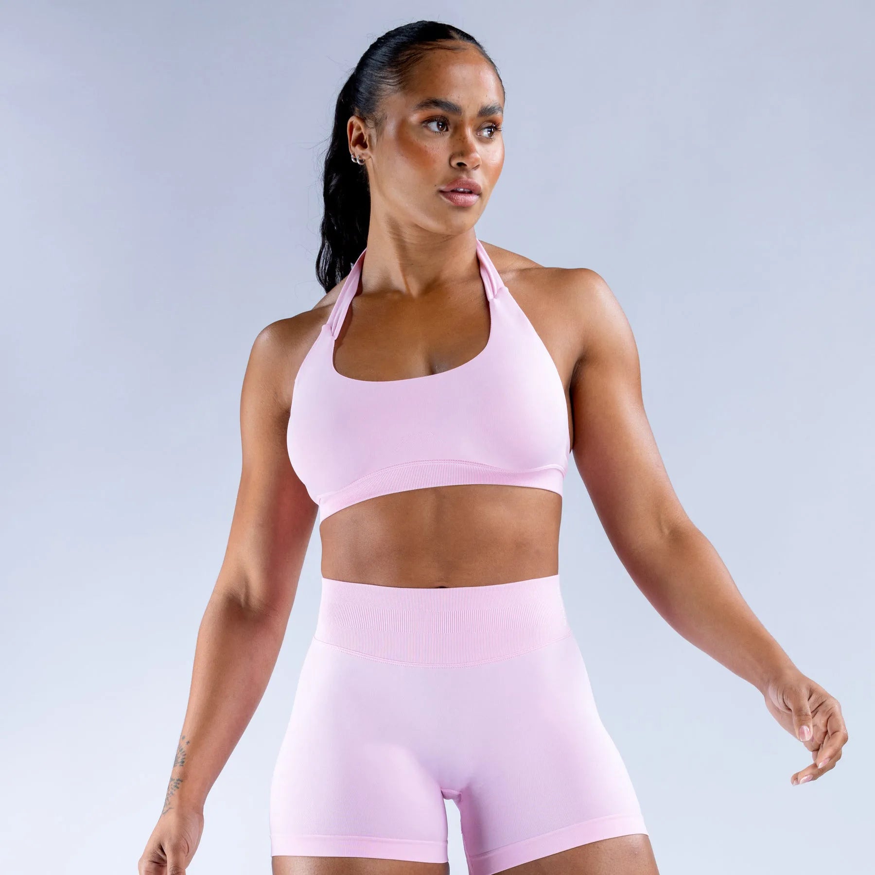 Women’s 2-Piece Yoga Set – Halter Sports Bra & Matching Shorts