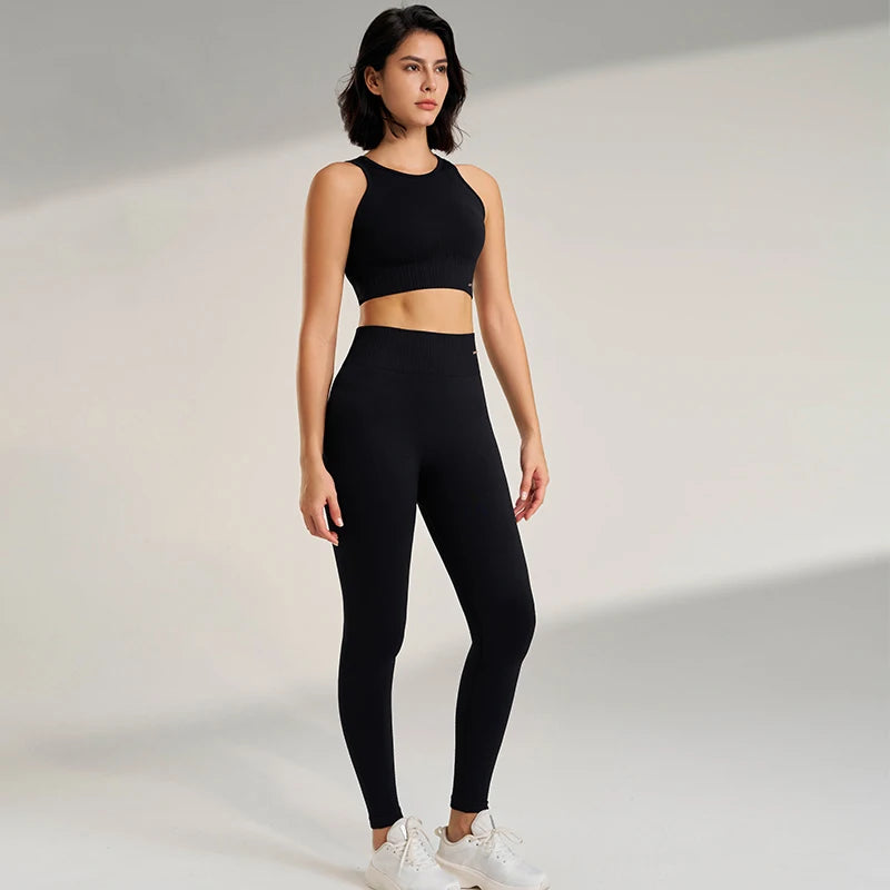 Women’s Two-Piece Yoga Set – High-Waisted Leggings & Seamless Top
