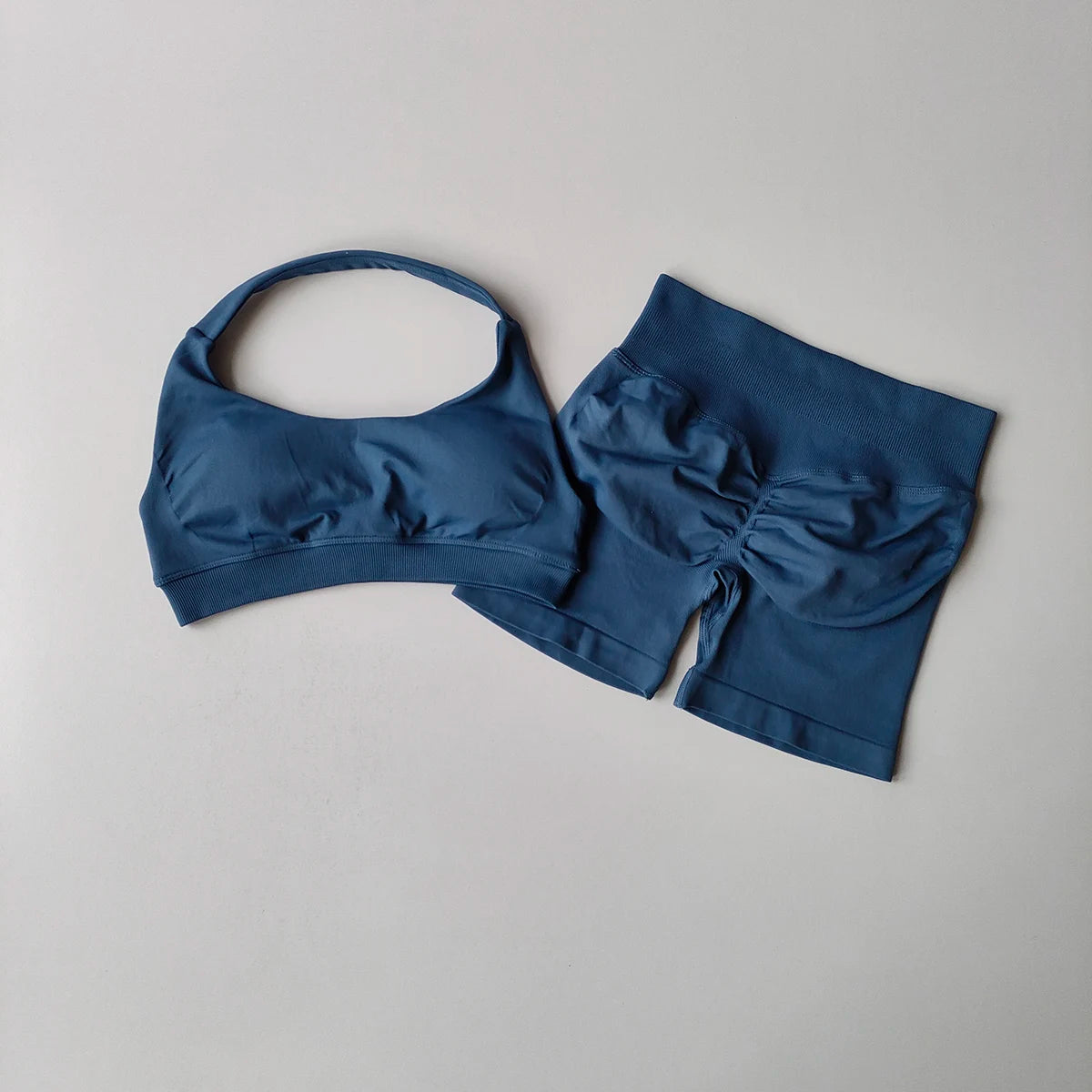 Women’s 2-Piece Yoga Set – Halter Sports Bra & Matching Shorts