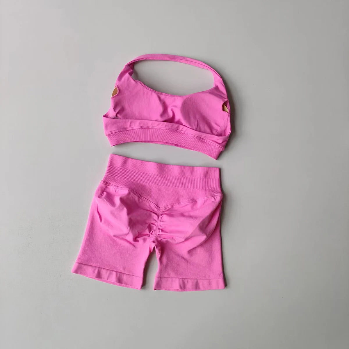 Women’s 2-Piece Yoga Set – Halter Sports Bra & Matching Shorts