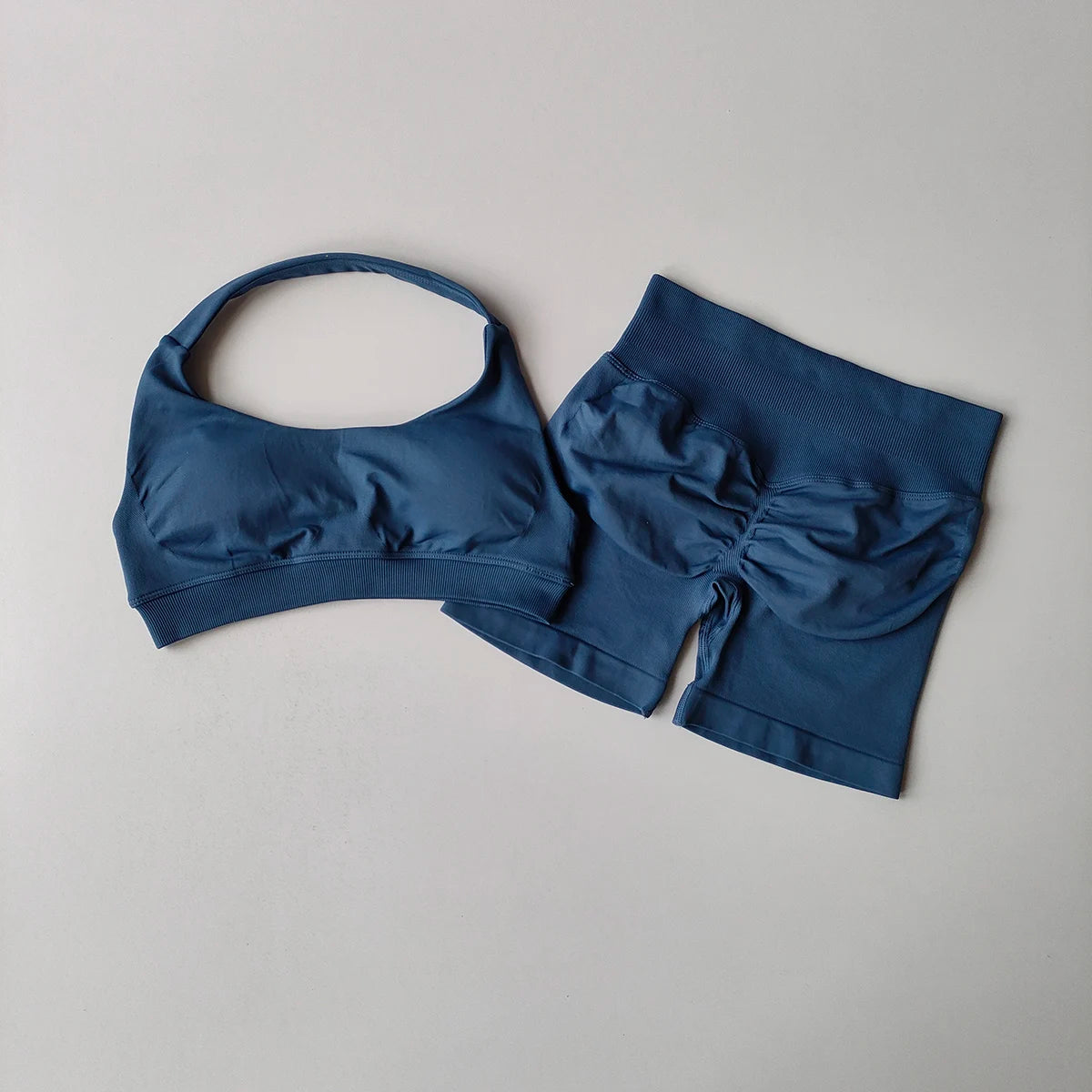 Women’s 2-Piece Yoga Set – Halter Sports Bra & Matching Shorts