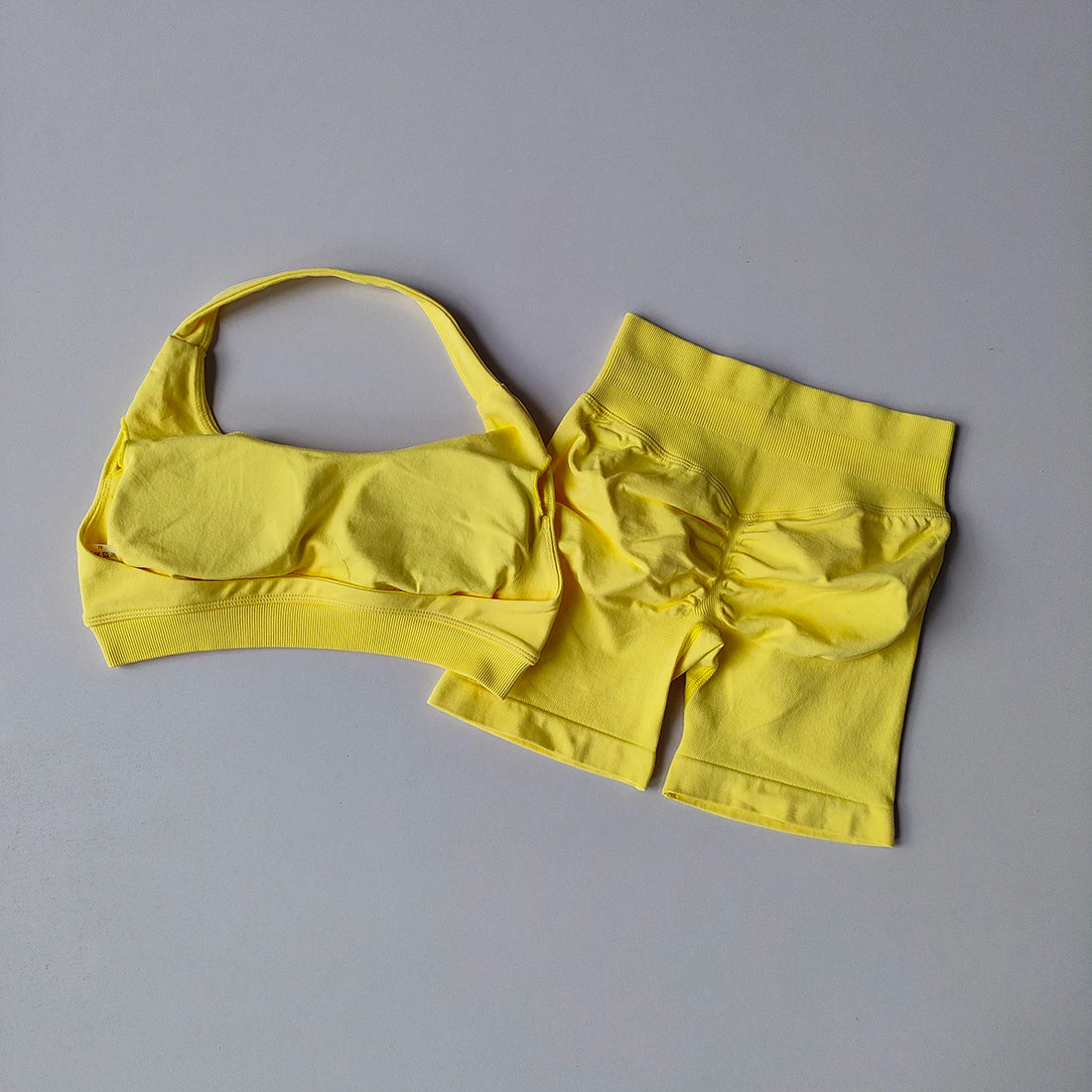 Women’s 2-Piece Yoga Set – Halter Sports Bra & Matching Shorts